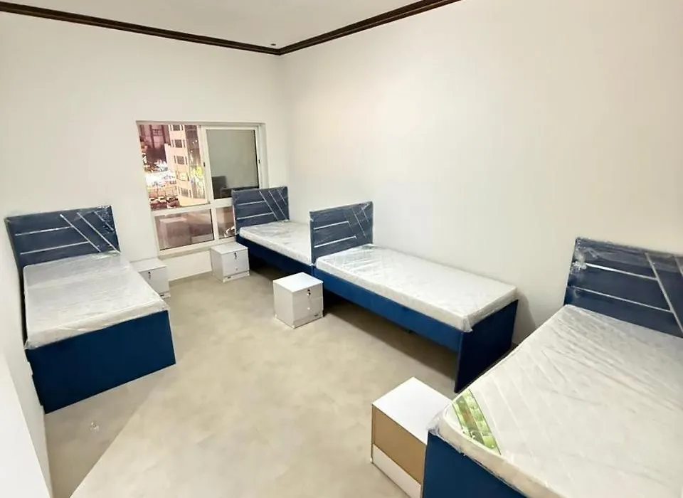 Backpackers Heaven ! 18 Beds In A 2 Bedroom Apartment In Front Of Union Metro Station Diera Dubai-1