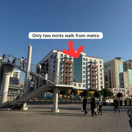 Backpackers Heaven ! 18 Beds In A 2 Bedroom Apartment In Front Of Union Metro Station Diera Dubai-3